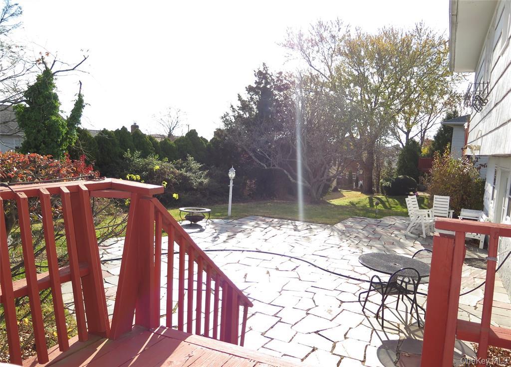 #15 photo, 25 Winchester Oval, New Rochelle , NY 10805