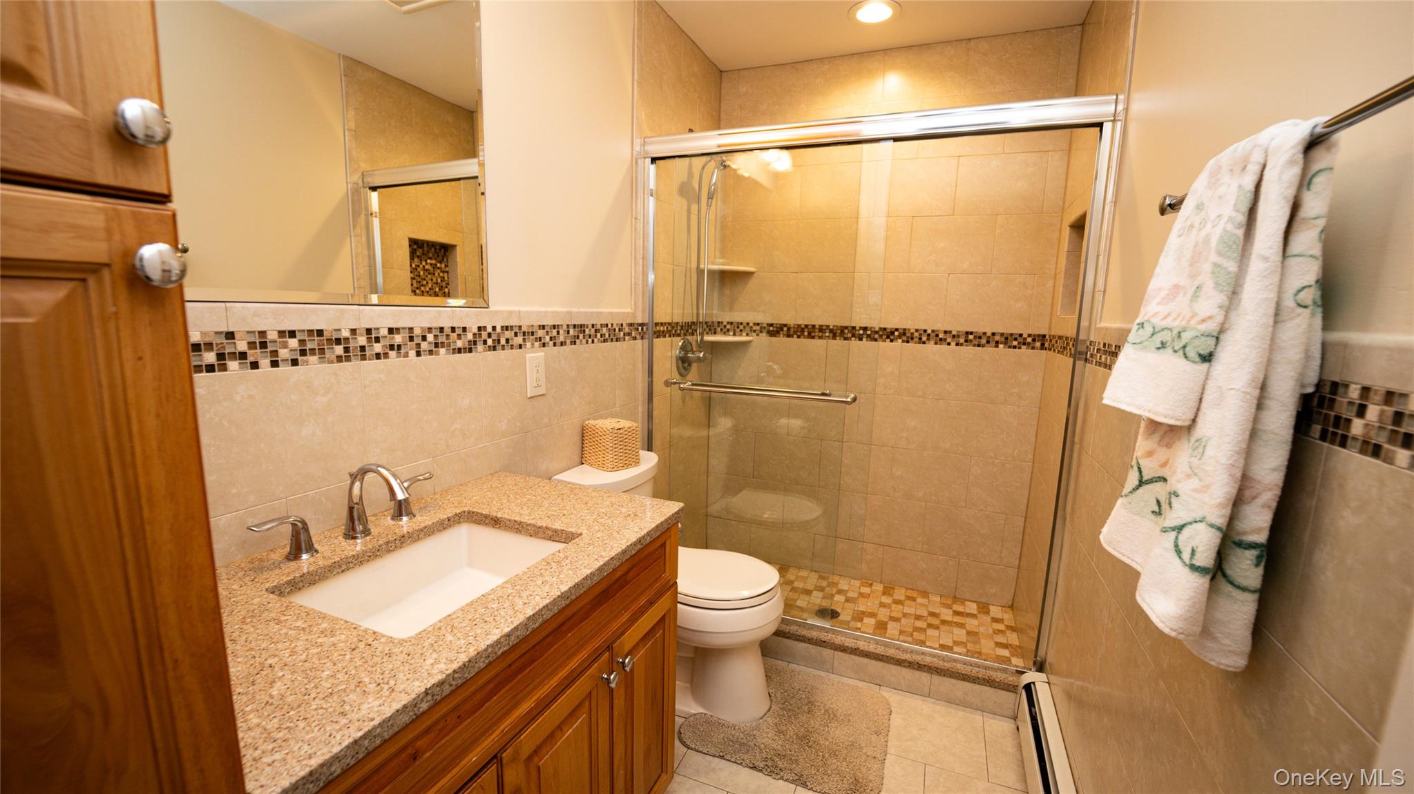 #9 photo, 15 Westminister Lane, West Islip , NY 11795