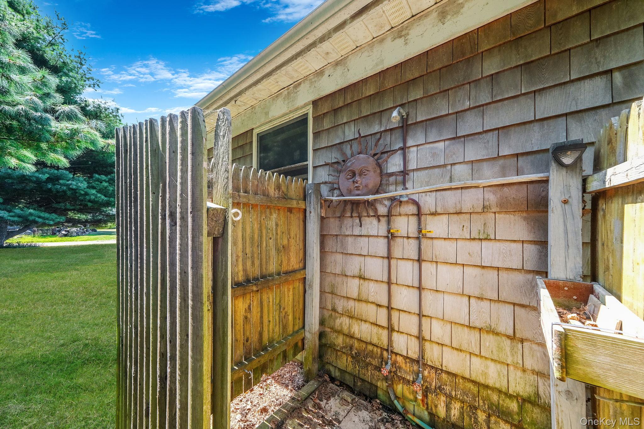 #13 photo, 295 Willow Terrace Lane, سوفولك Orient , NY 11957