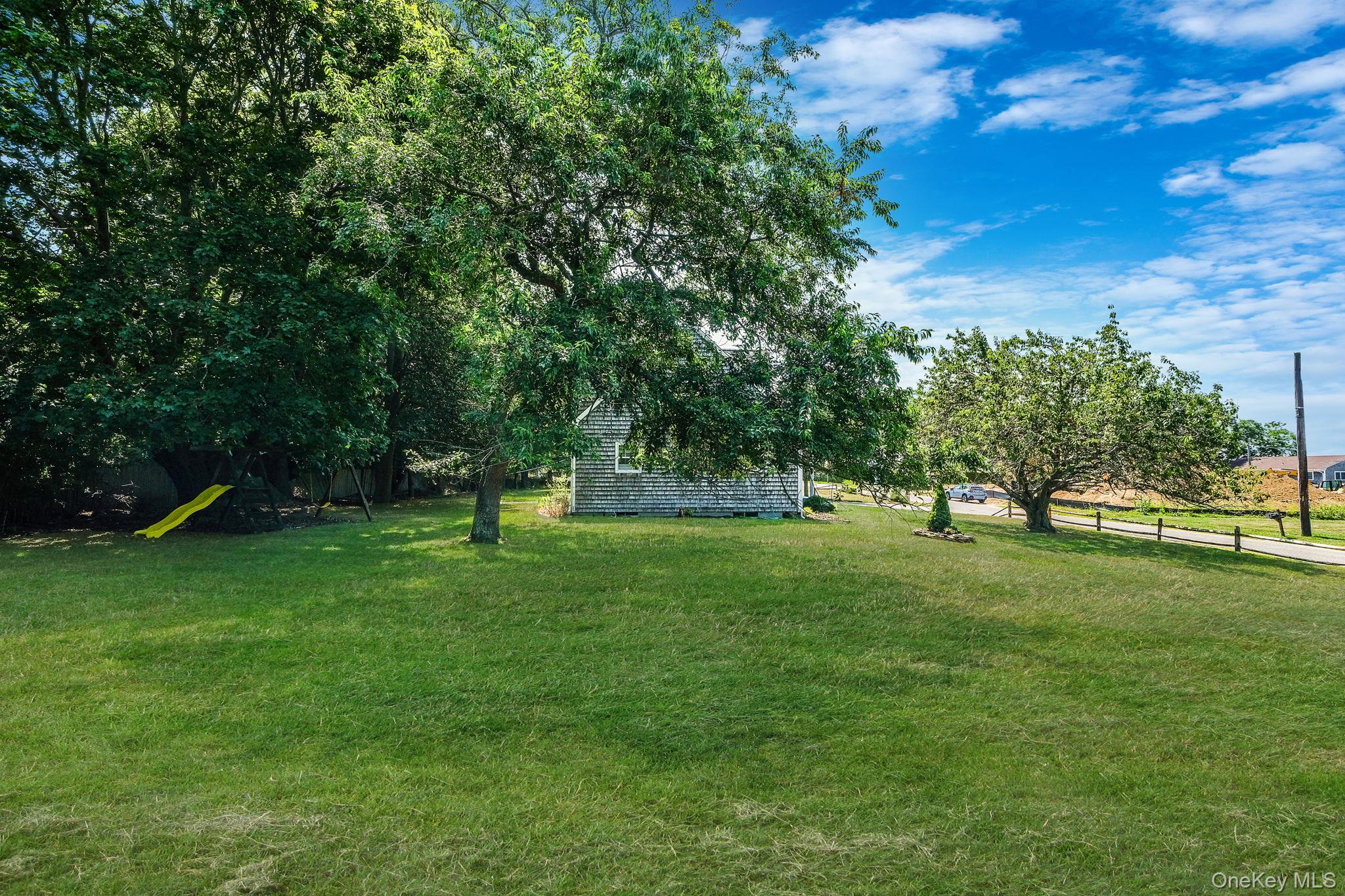 #17 photo, 295 Willow Terrace Lane, سوفولك Orient , NY 11957