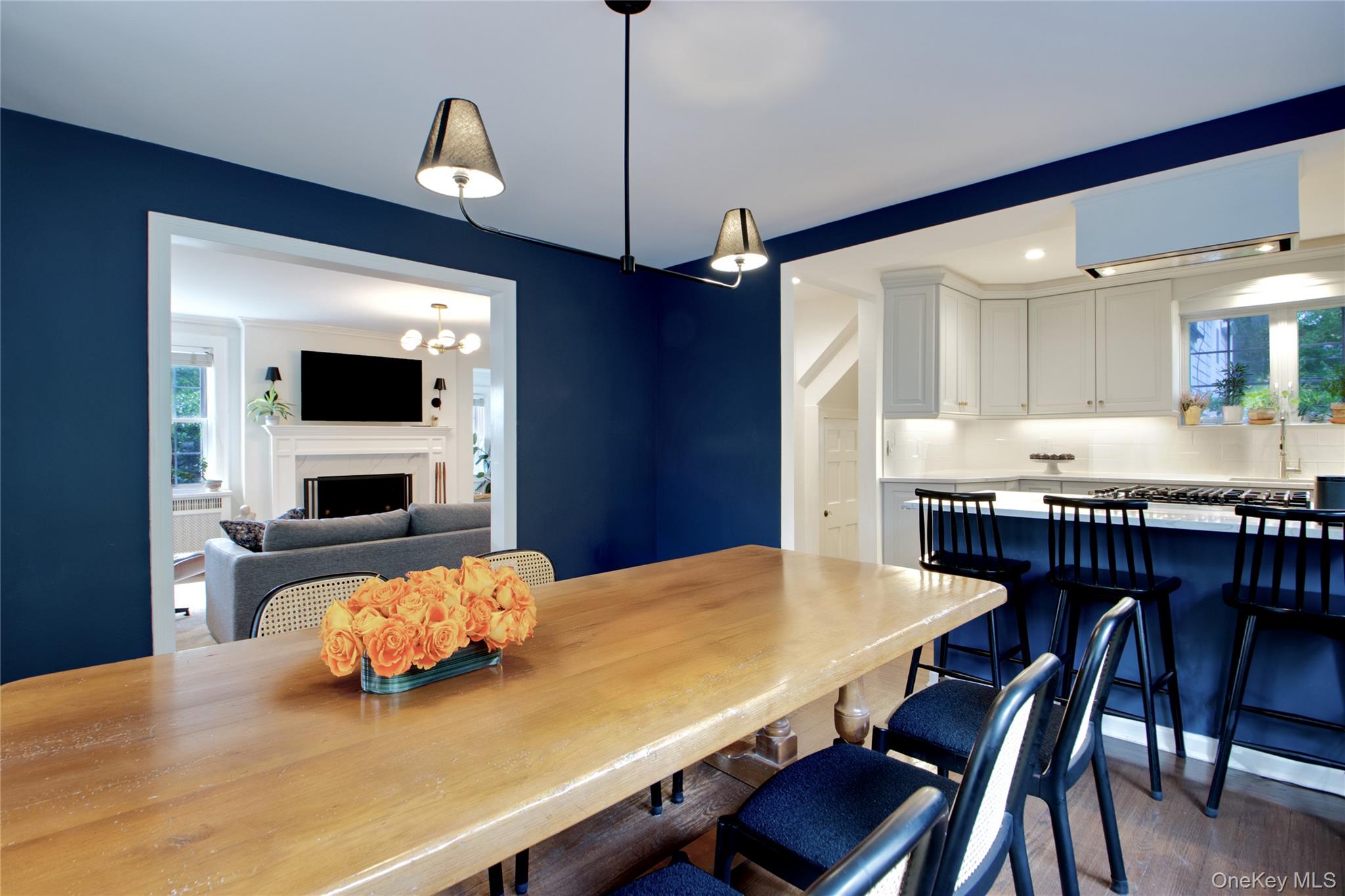 #3 photo, 60 Thayer Road, מחוז נסאו Manhasset , NY 11030