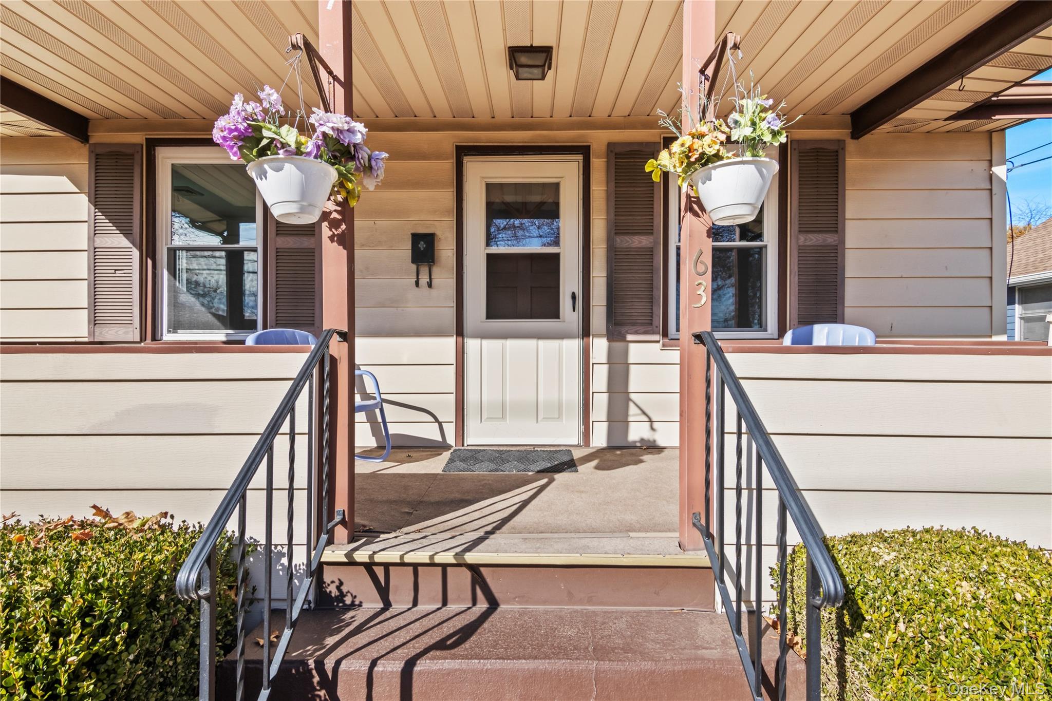 #17 photo, 63 Railroad Street, מחוז סאפוק Huntington Station , NY 11746