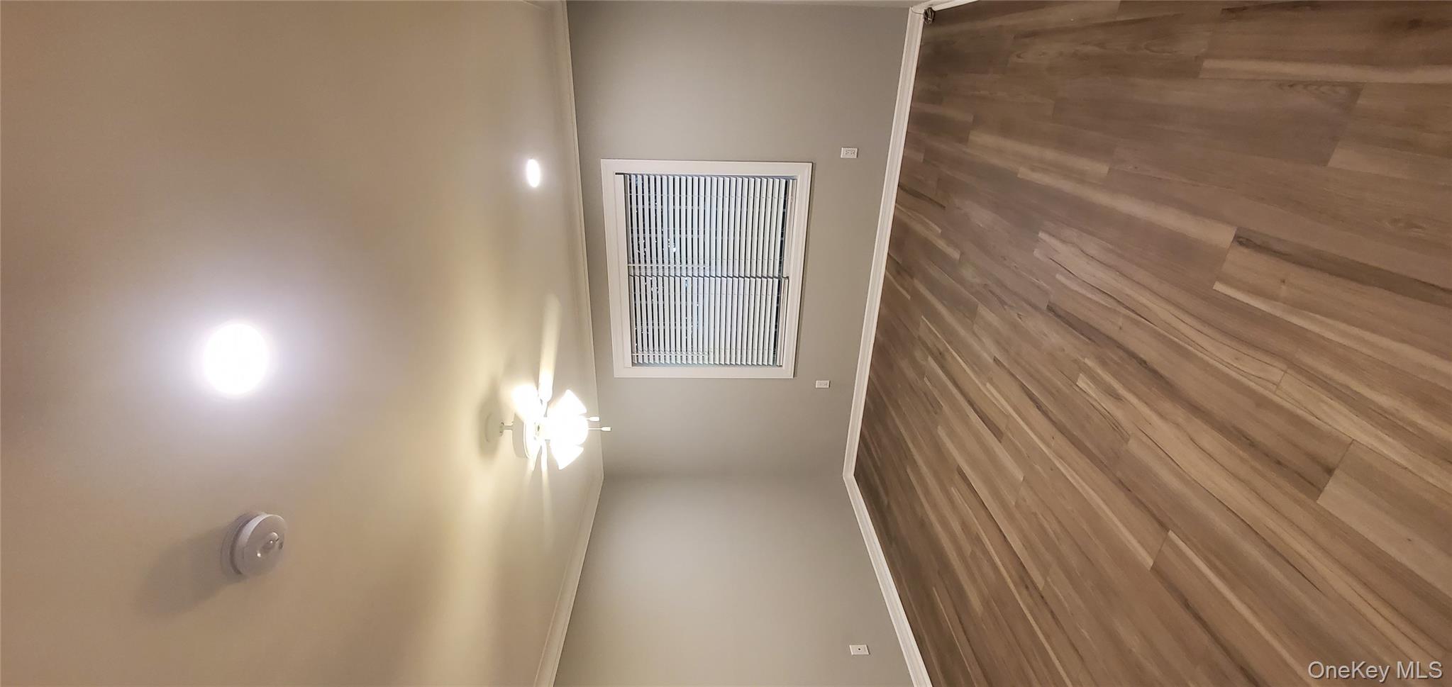 #12 photo, 81 Secatogue Avenue, Farmingdale , NY 11735