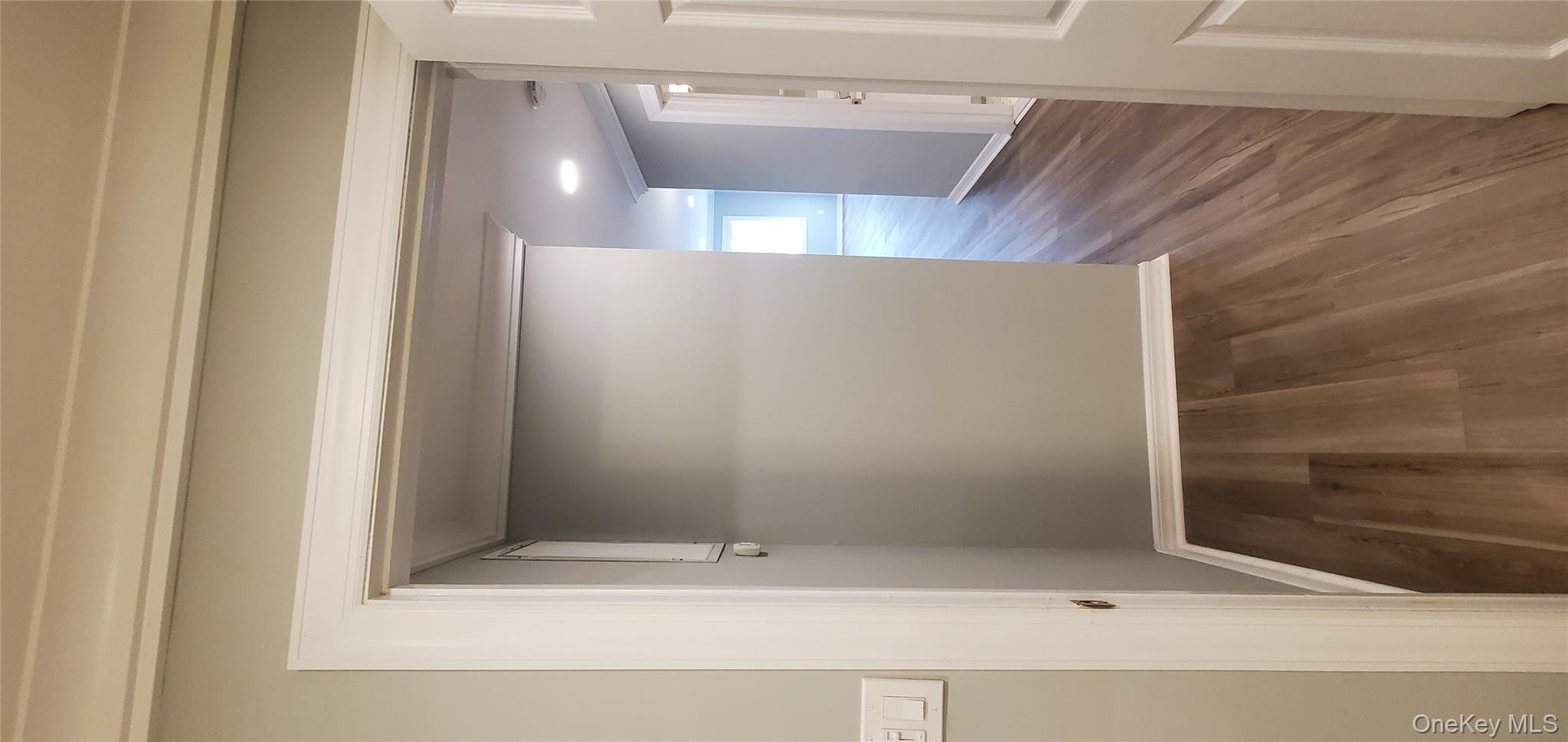 #17 photo, 81 Secatogue Avenue, Farmingdale , NY 11735