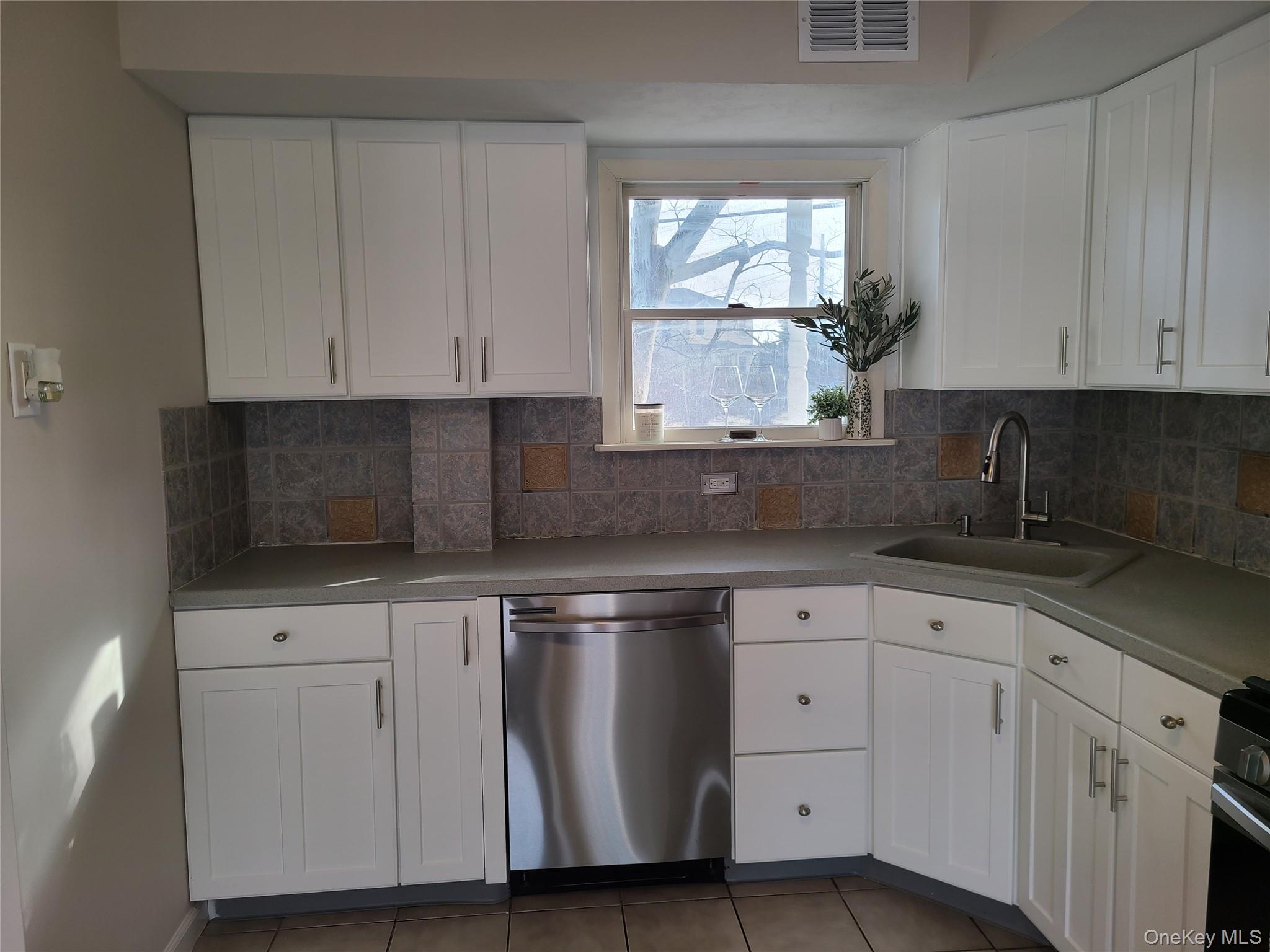 #11 photo, 50 Ann Drive, Freeport , NY 11520