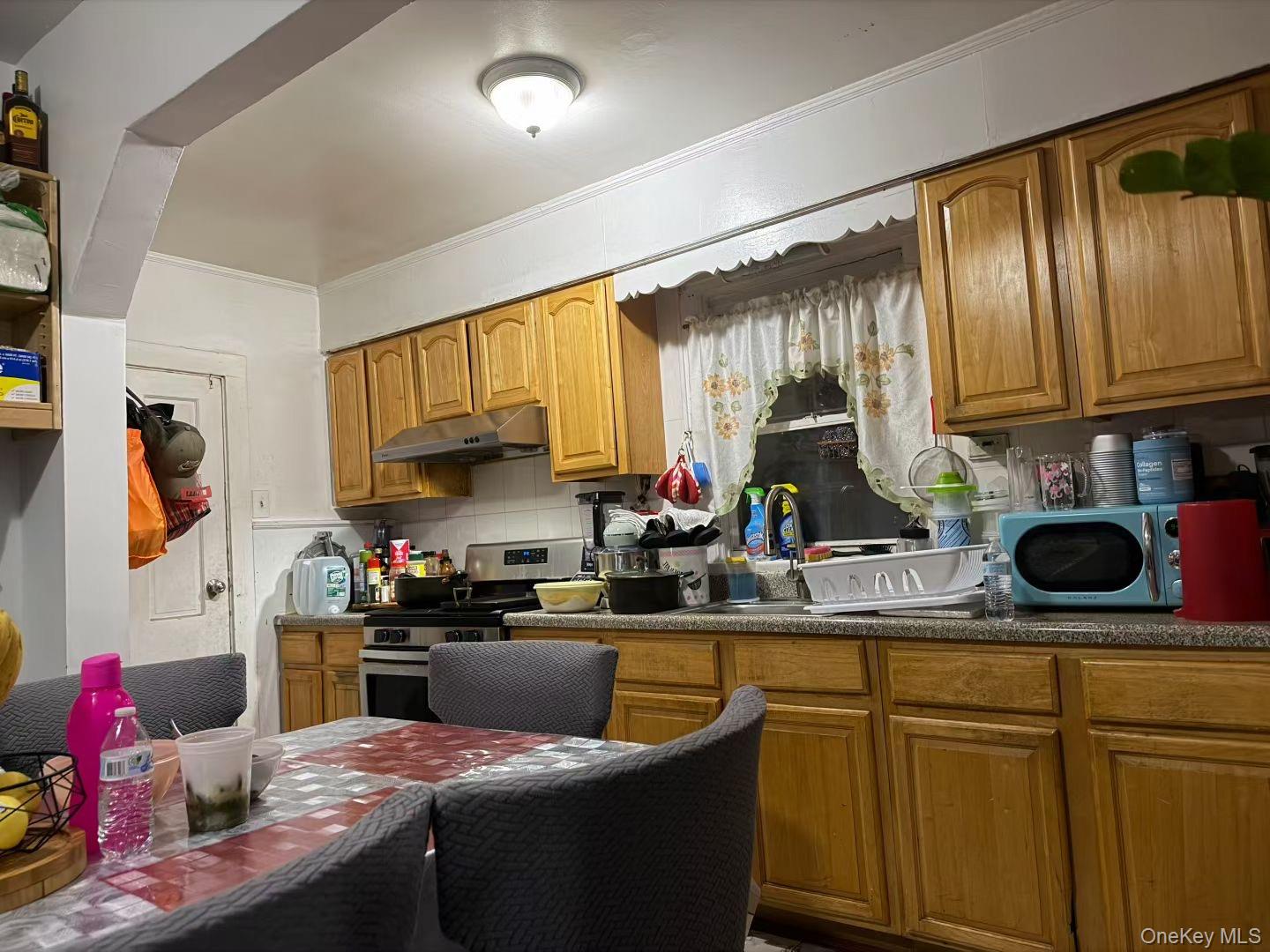 #9 photo, 104-39 42nd Avenue, Corona , NY 11368