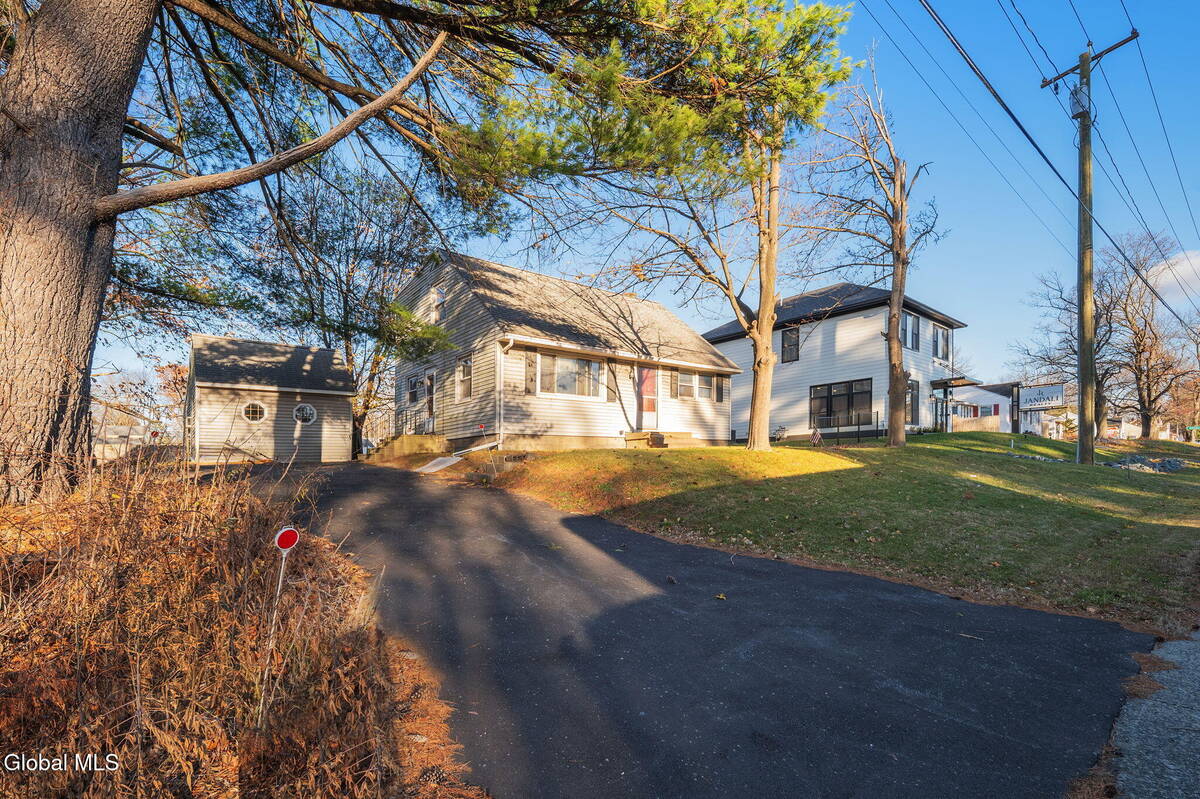 #38 photo, 829 Troy-Schenectady Road, Colonie , NY 12110