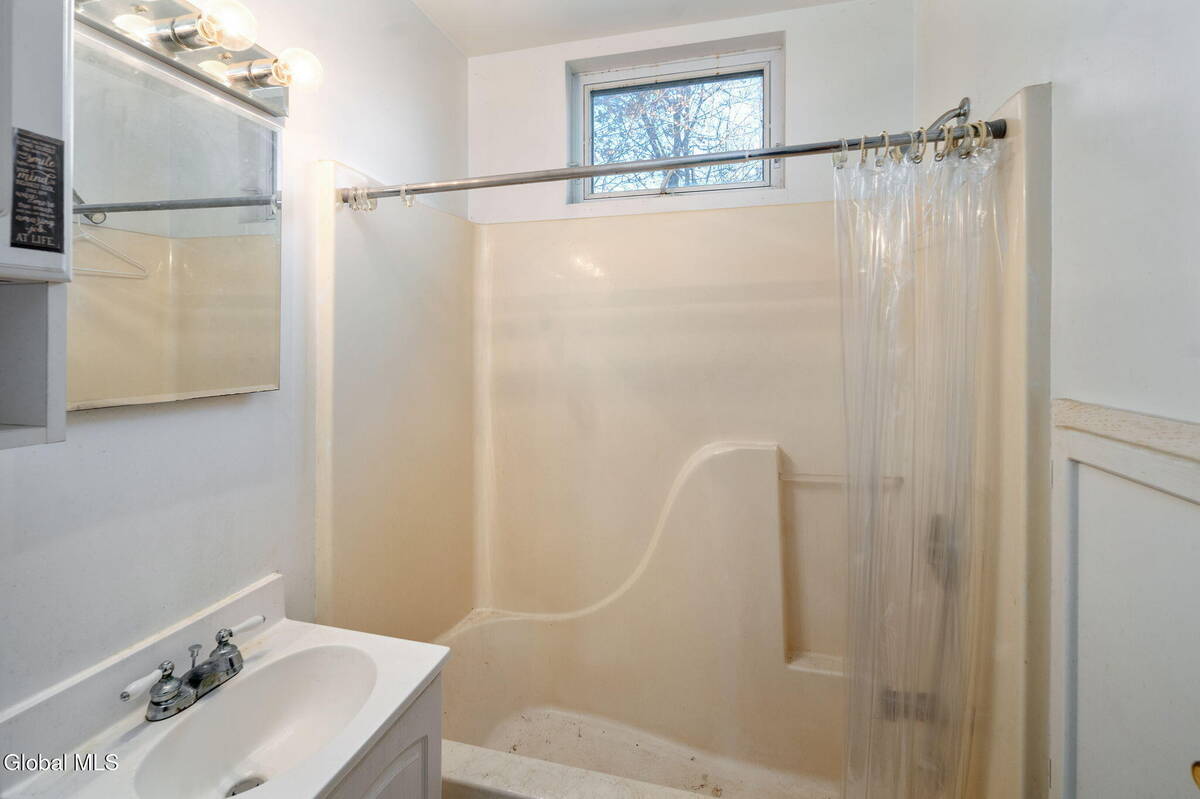 #9 photo, 829 Troy-Schenectady Road, Colonie , NY 12110