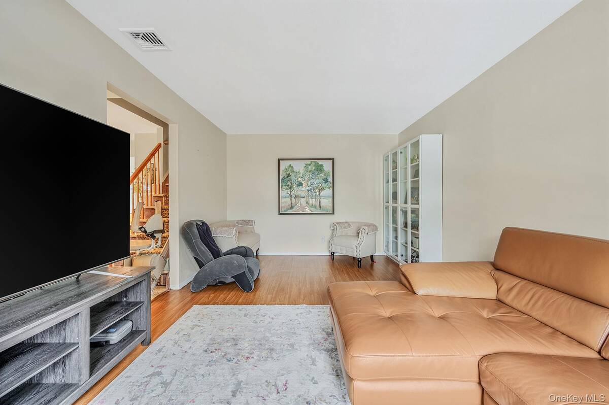 #7 photo, 19 Fairmont Avenue, Patchogue , NY 11772