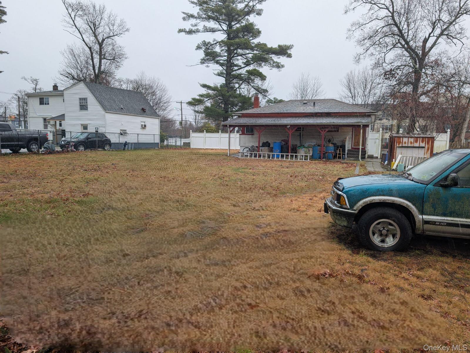 #15 photo, 132 8th Street, 东长岛 Brentwood , NY 11717