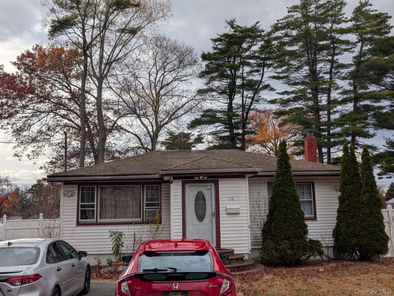 #2 photo, 132 8th Street, 东长岛 Brentwood , NY 11717