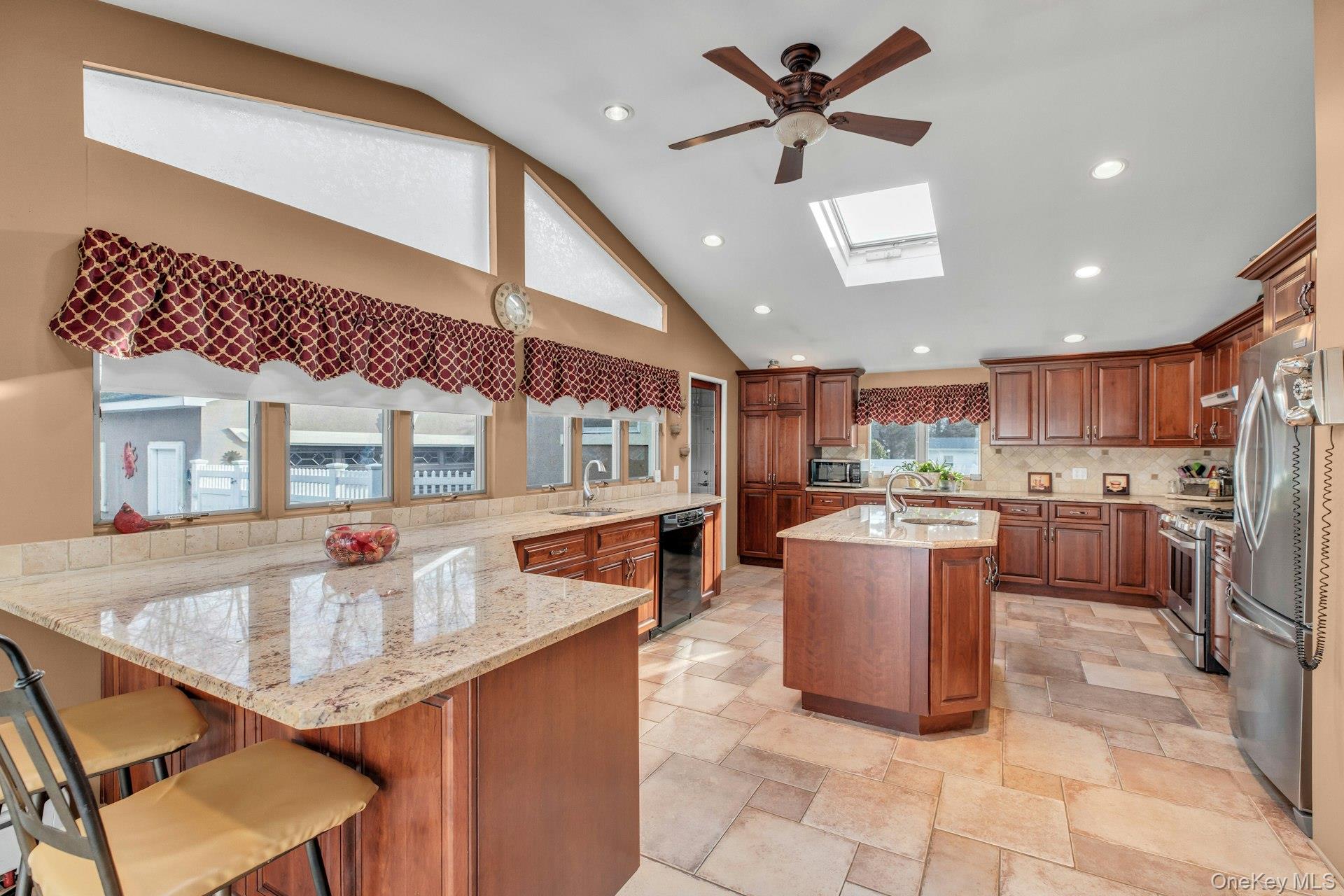 #14 photo, 1044 Commack Road, Dix Hills , NY 11746