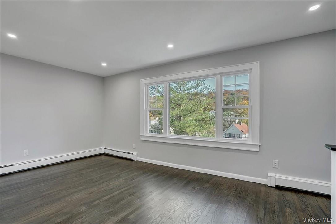 #11 photo, 1 Intervale Avenue, White Plains , NY 10603