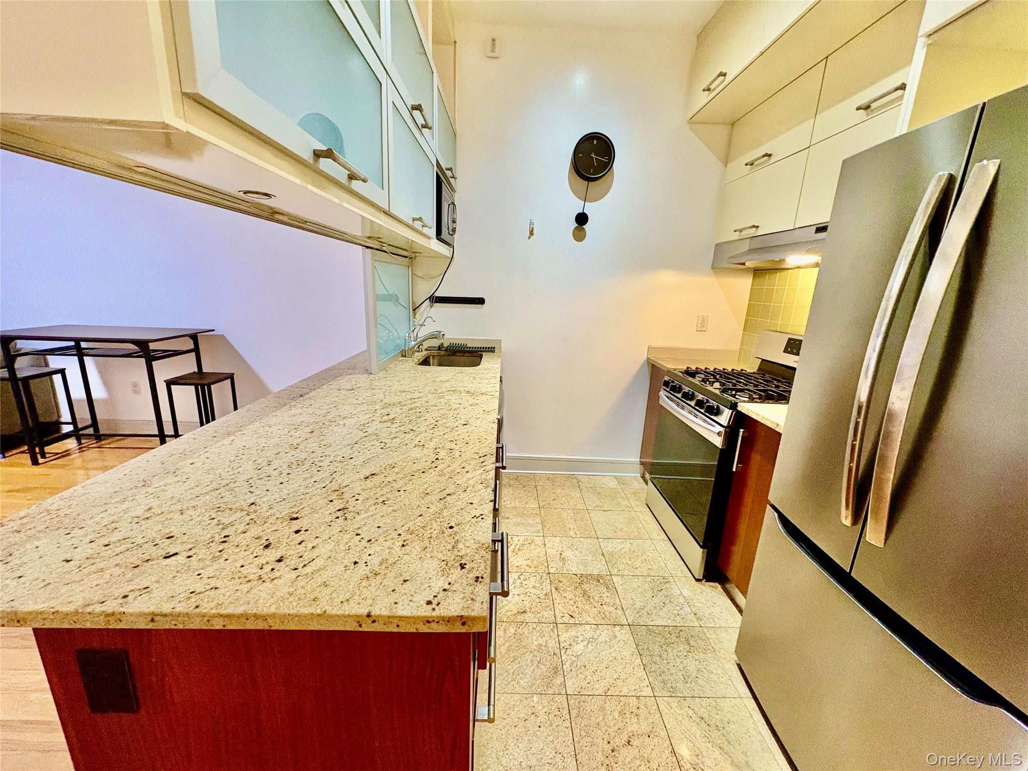 #8 photo, 41-26 27th Street, Long Island City , NY 11101