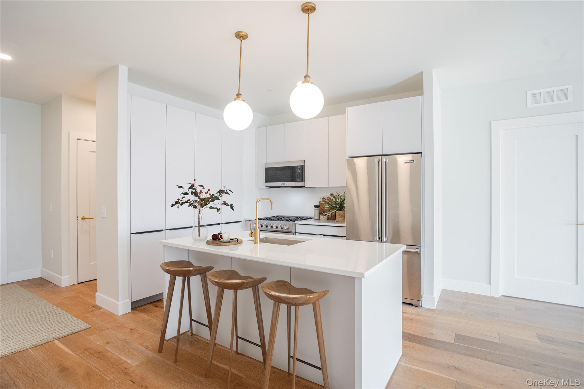 #3 photo, 695 Merrick Avenue, Westbury , NY 11590