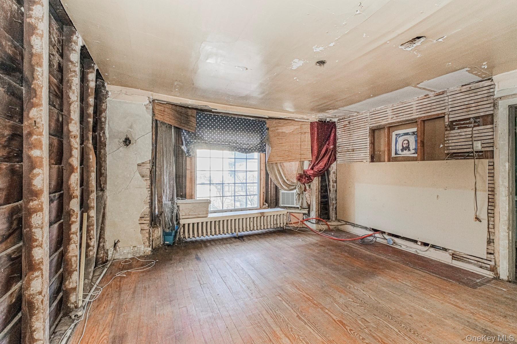 #16 photo, 102 wright Street, סטטן איילנד Staten Island , NY 10304