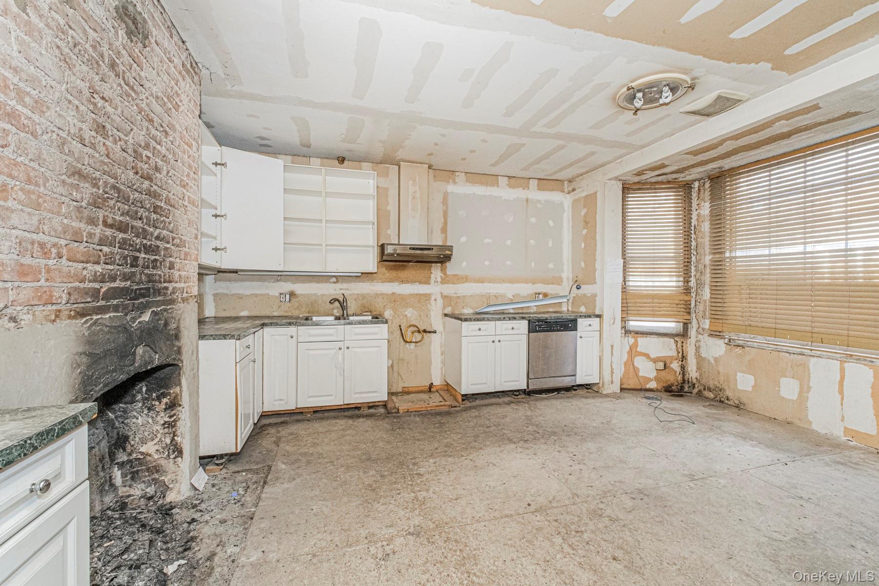 #4 photo, 102 wright Street, סטטן איילנד Staten Island , NY 10304