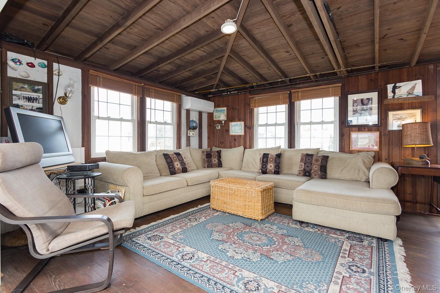 #7 photo, 39 Point Road, सफ़ोक काउंटी Westhampton Beach , NY 11978