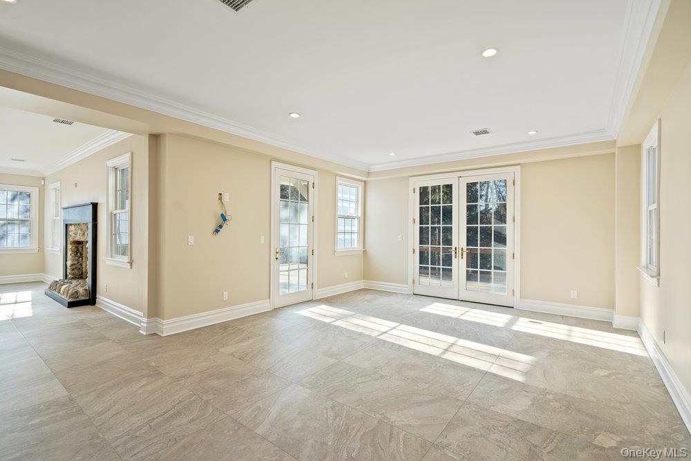 #11 photo, 89 Mill River Road, Upper Brookville , NY 11771