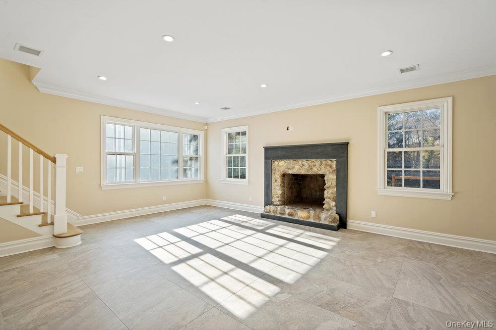 #13 photo, 89 Mill River Road, Upper Brookville , NY 11771