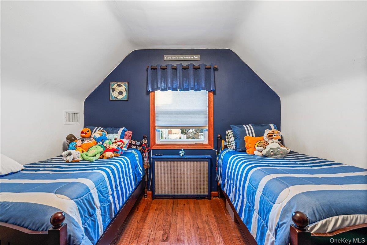 #14 photo, 145-65 9th Avenue, Whitestone , NY 11357