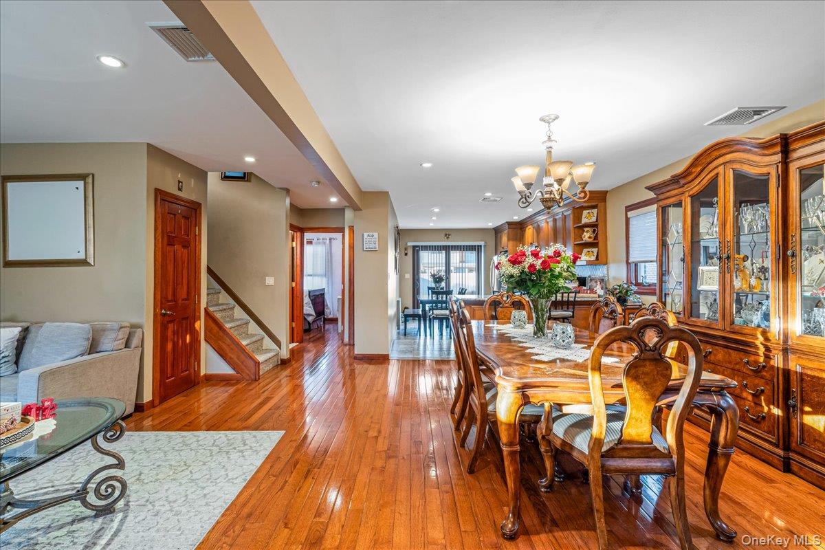 #4 photo, 145-65 9th Avenue, Whitestone , NY 11357