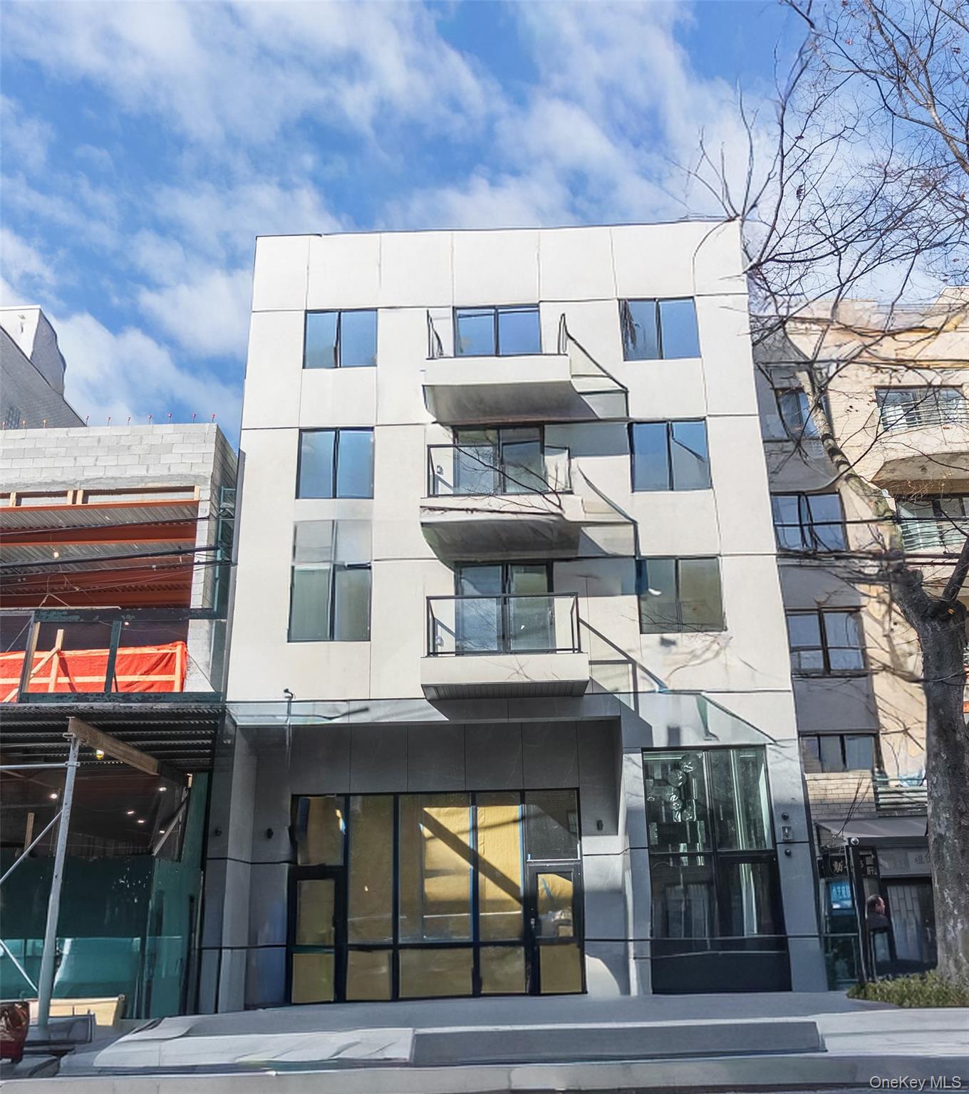 #1 photo, 132-55 41 Road, קווינס Flushing , NY 11355