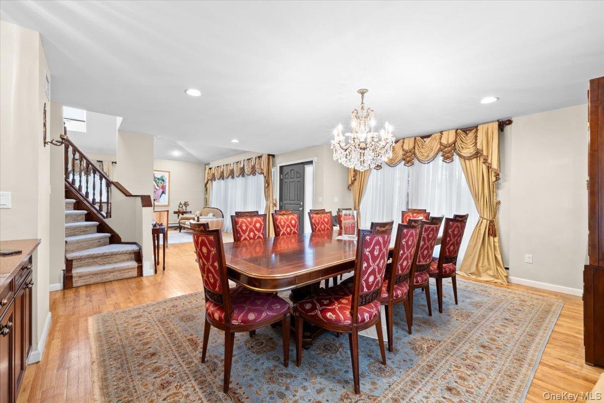 #10 photo, 47 Berkshire Road, Great Neck , NY 11023