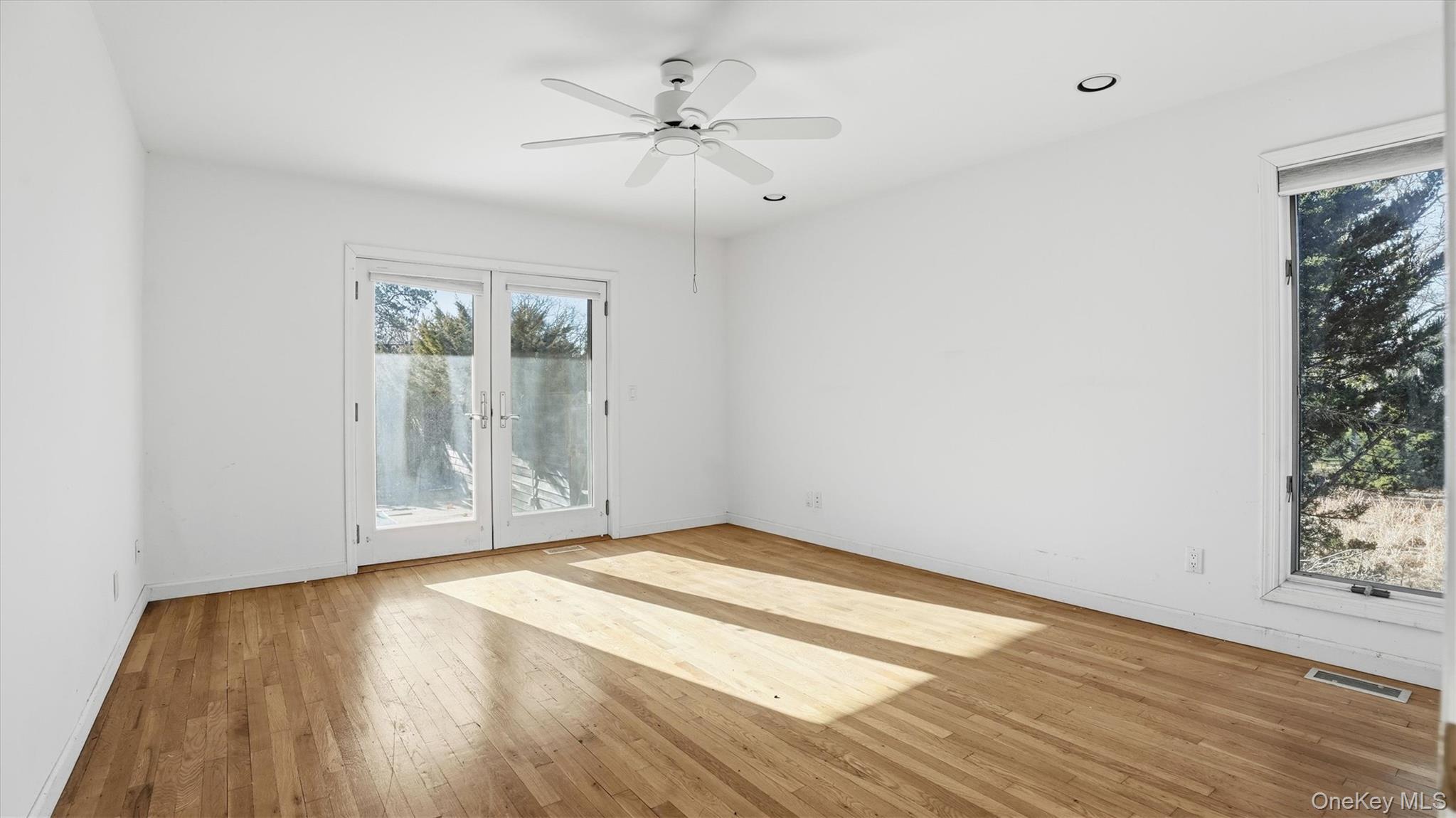 #14 photo, 103 Middle Pond Road, Southampton , NY 11968