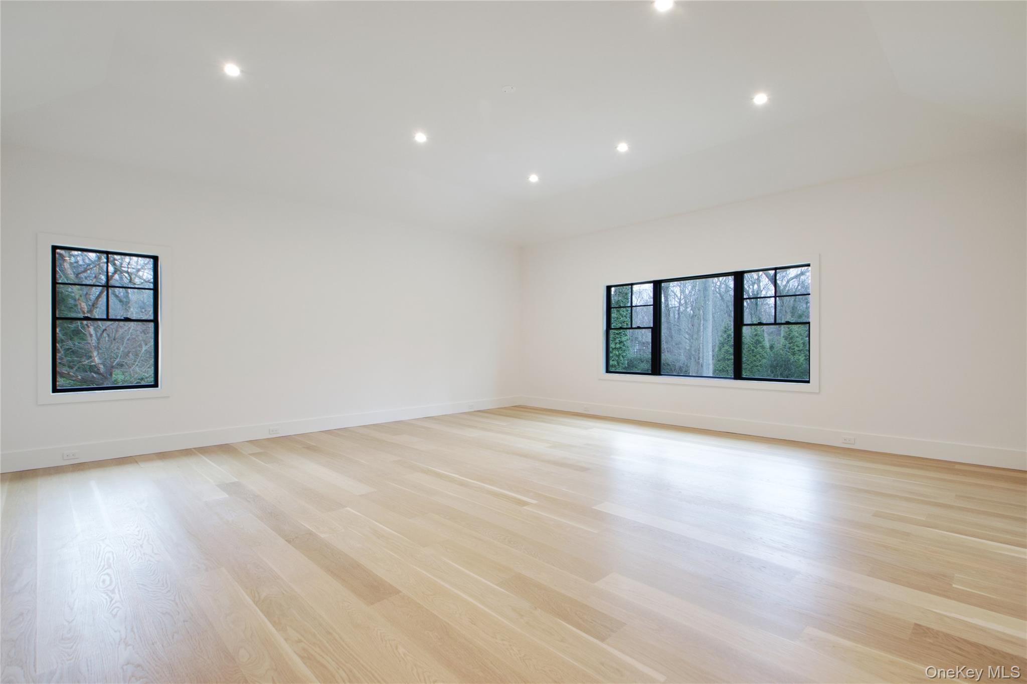 #14 photo, 63 Fruitledge Road, Brookville , NY 11545