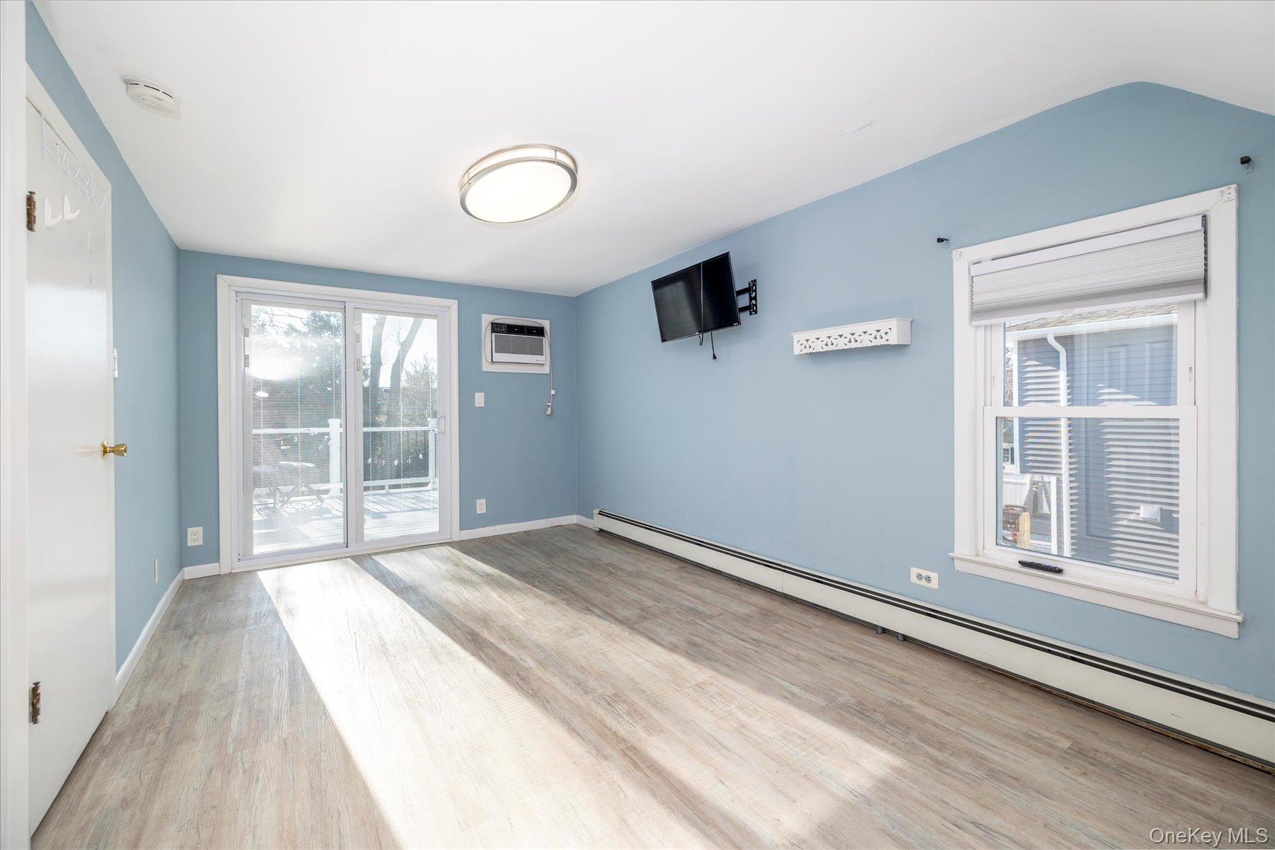 #17 photo, 130 Cleveland Avenue, Massapequa , NY 11758