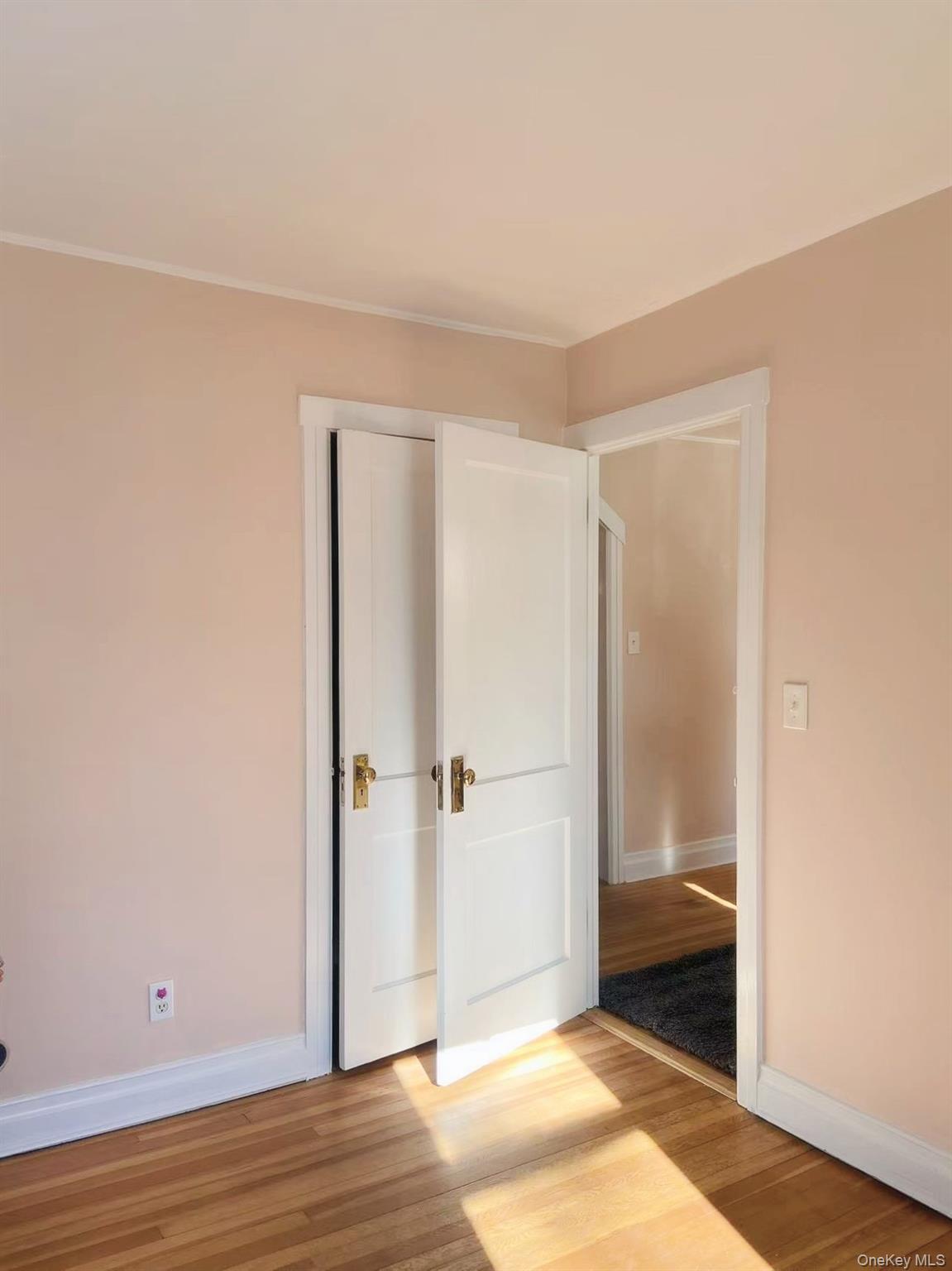 #5 photo, 11 Edgewood Place, 东长岛 Huntington Station , NY 11746