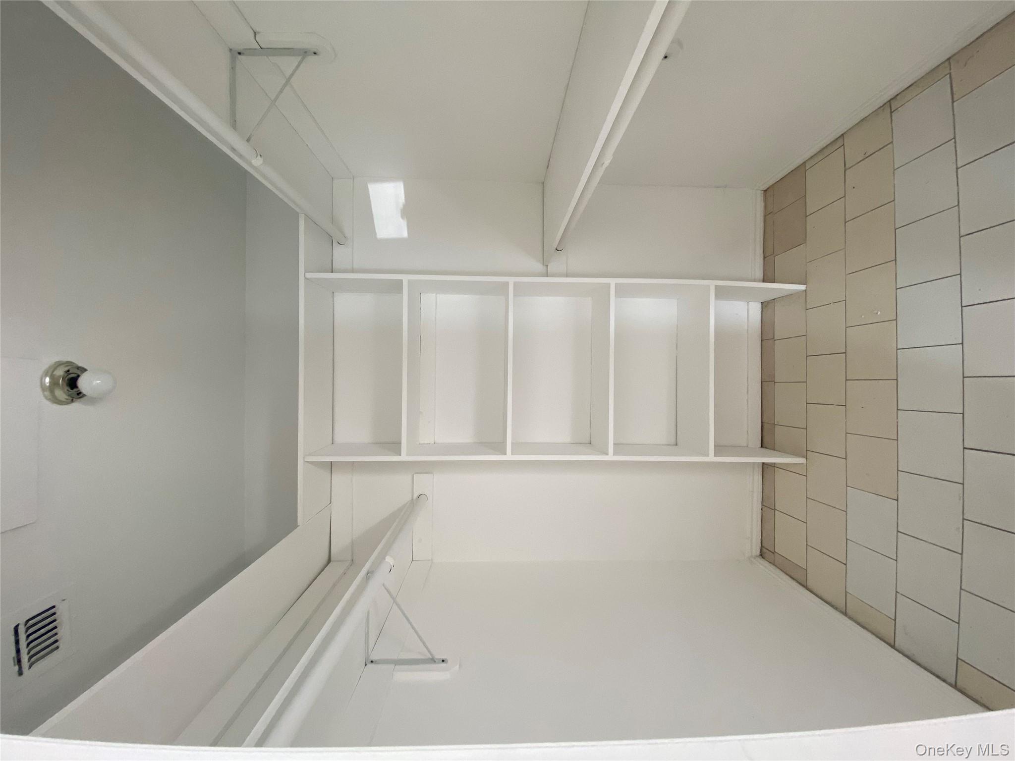 #5 photo, 355 Bayville Avenue, Bayville , NY 11709