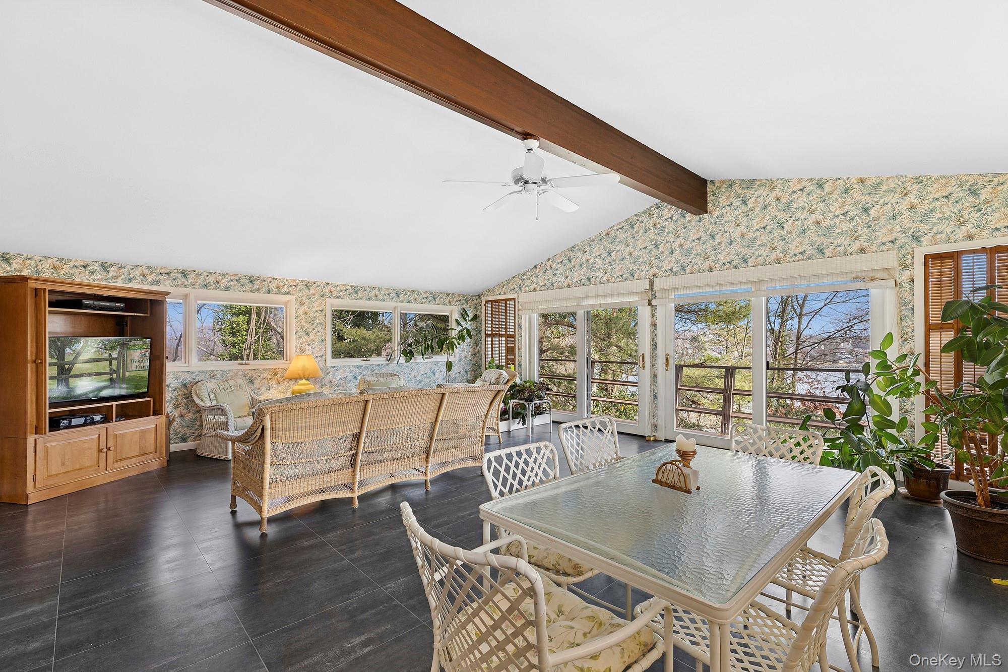 #7 photo, 41 Spring Hollow Road, سوفولك Centerport , NY 11721