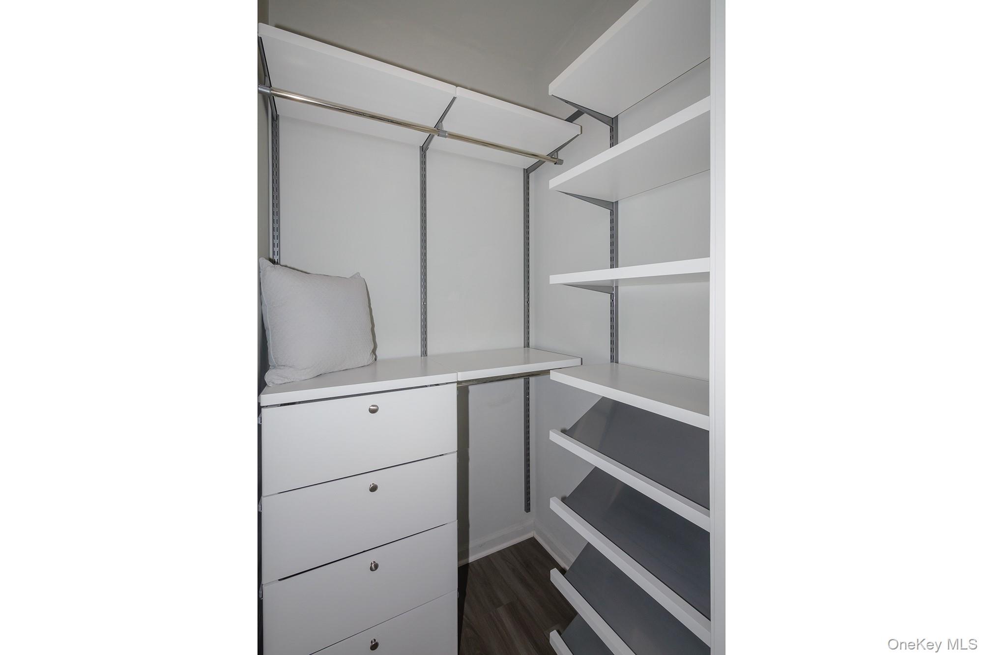 #10 photo, 422 Charles Pond Drive, Coram , NY 11727