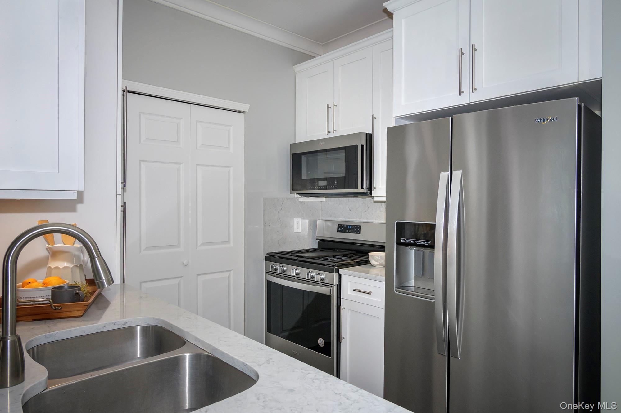 #4 photo, 422 Charles Pond Drive, Coram , NY 11727