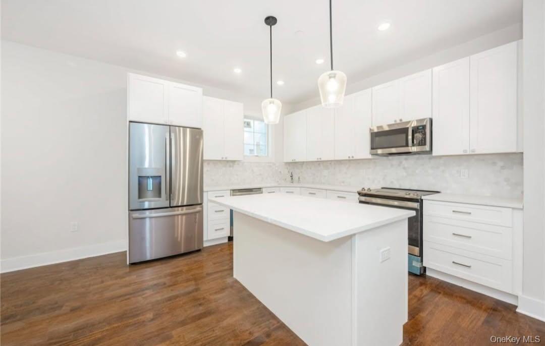 #1 photo, 142 Maple Avenue, Rye , NY 10580