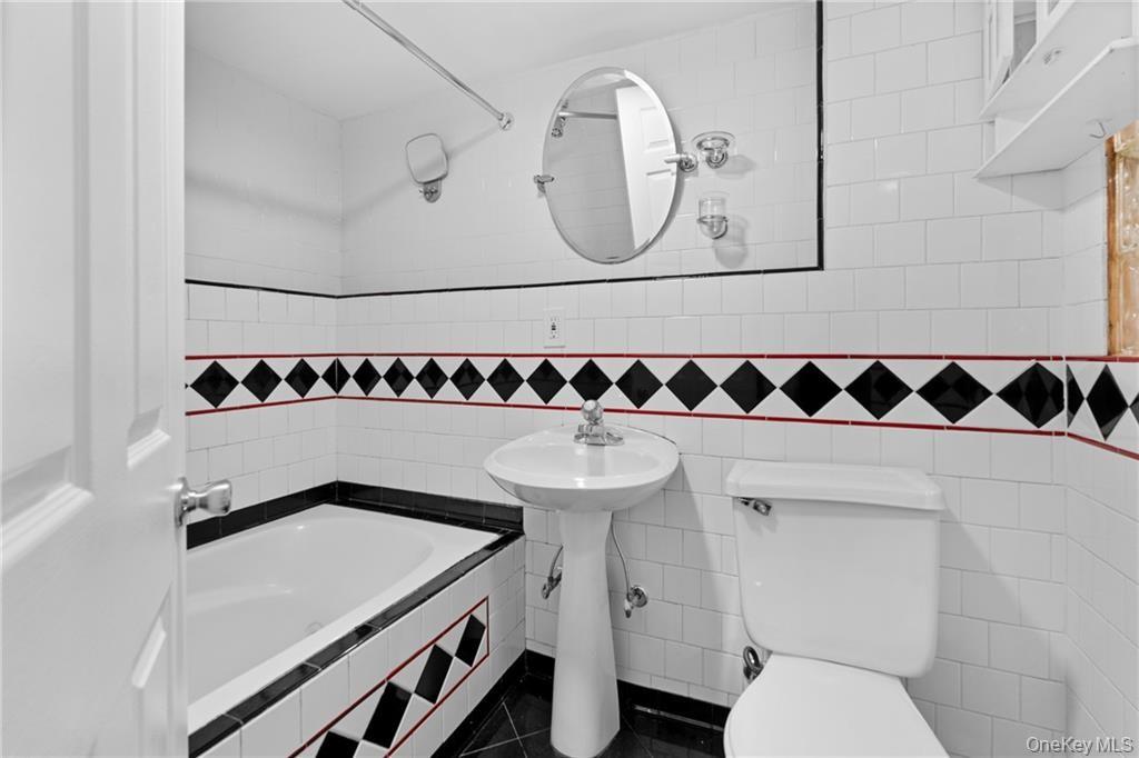 #7 photo, 325 McLean Avenue, Yonkers , NY 10705