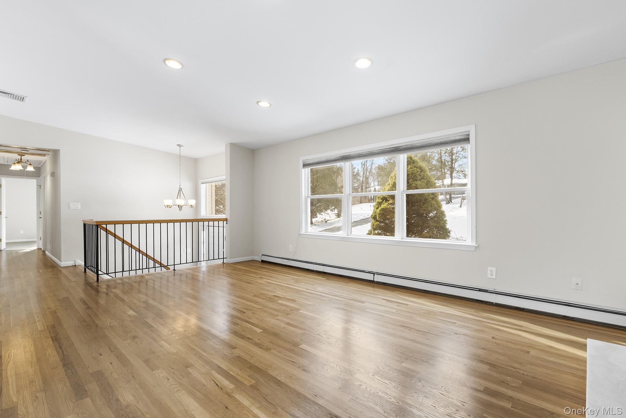 #5 photo, 55 Albion Oval, Mahopac , NY 10541