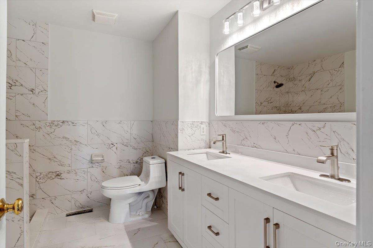 #11 photo, 2 Winterberry Lane, Briarcliff Manor , NY 10510