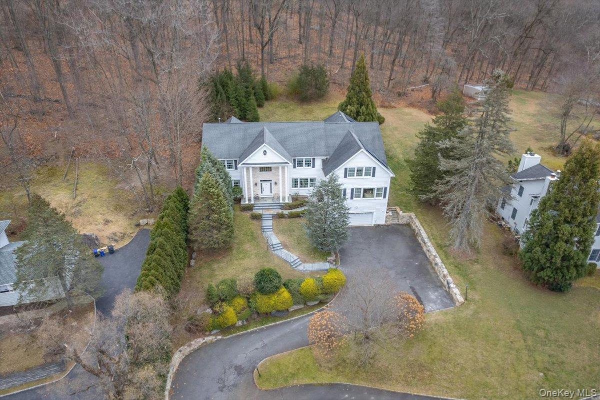 #2 photo, 179 Sprain Road, Scarsdale , NY 10583