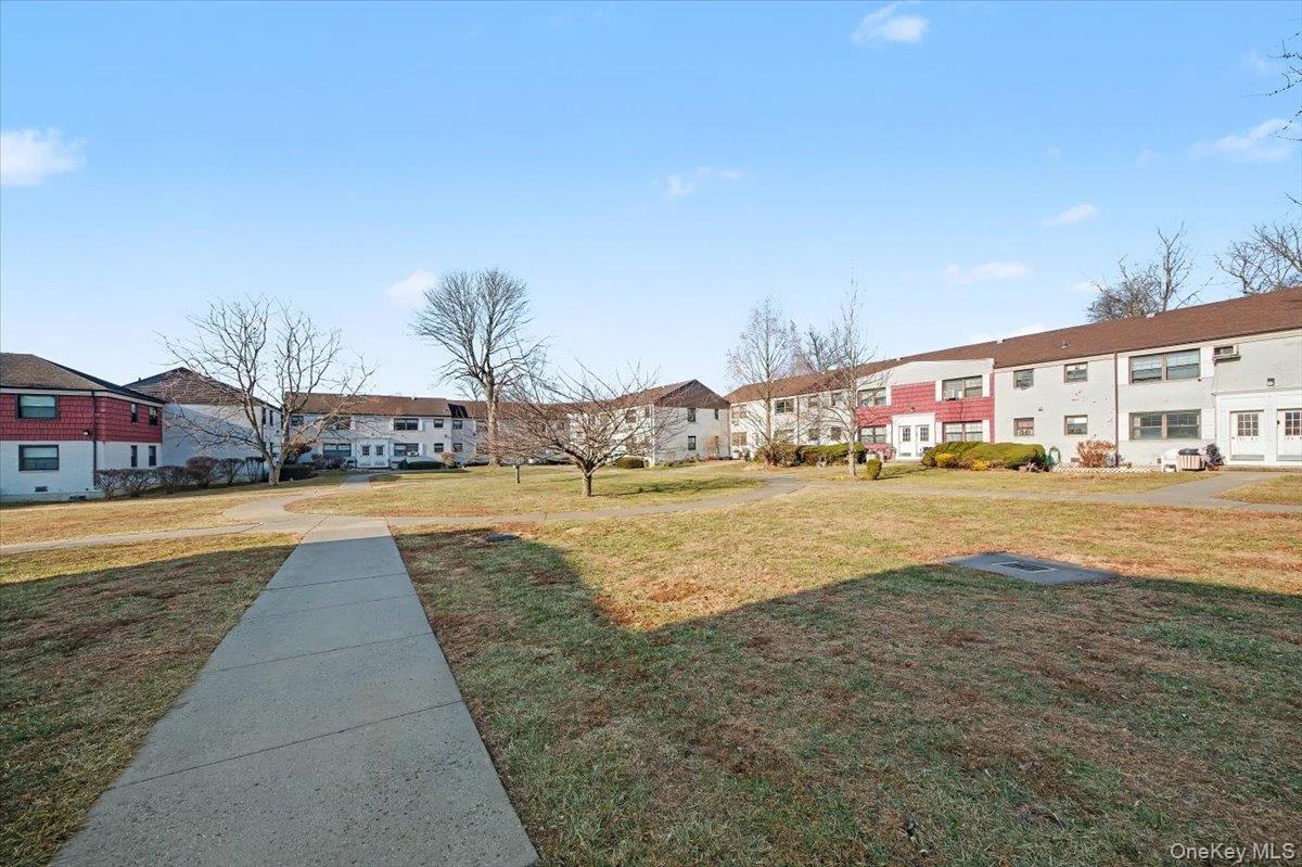 #12 photo, 136-59 Jewel Avenue, Flushing , NY 11367