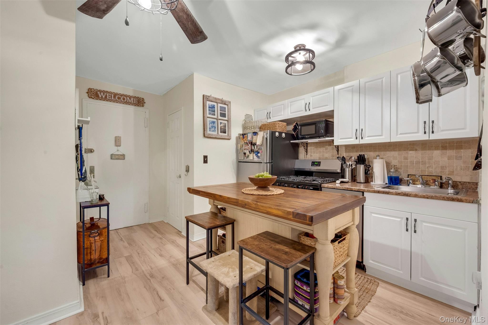 #10 photo, 620 Pelham Road, New Rochelle , NY 10805