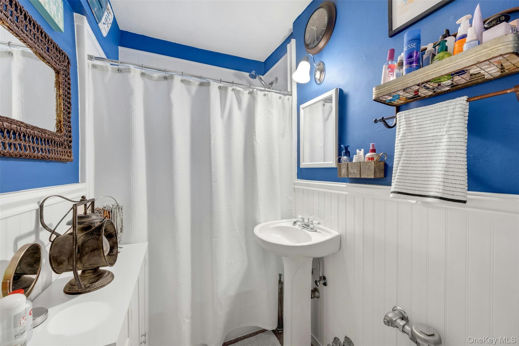 #16 photo, 620 Pelham Road, New Rochelle , NY 10805