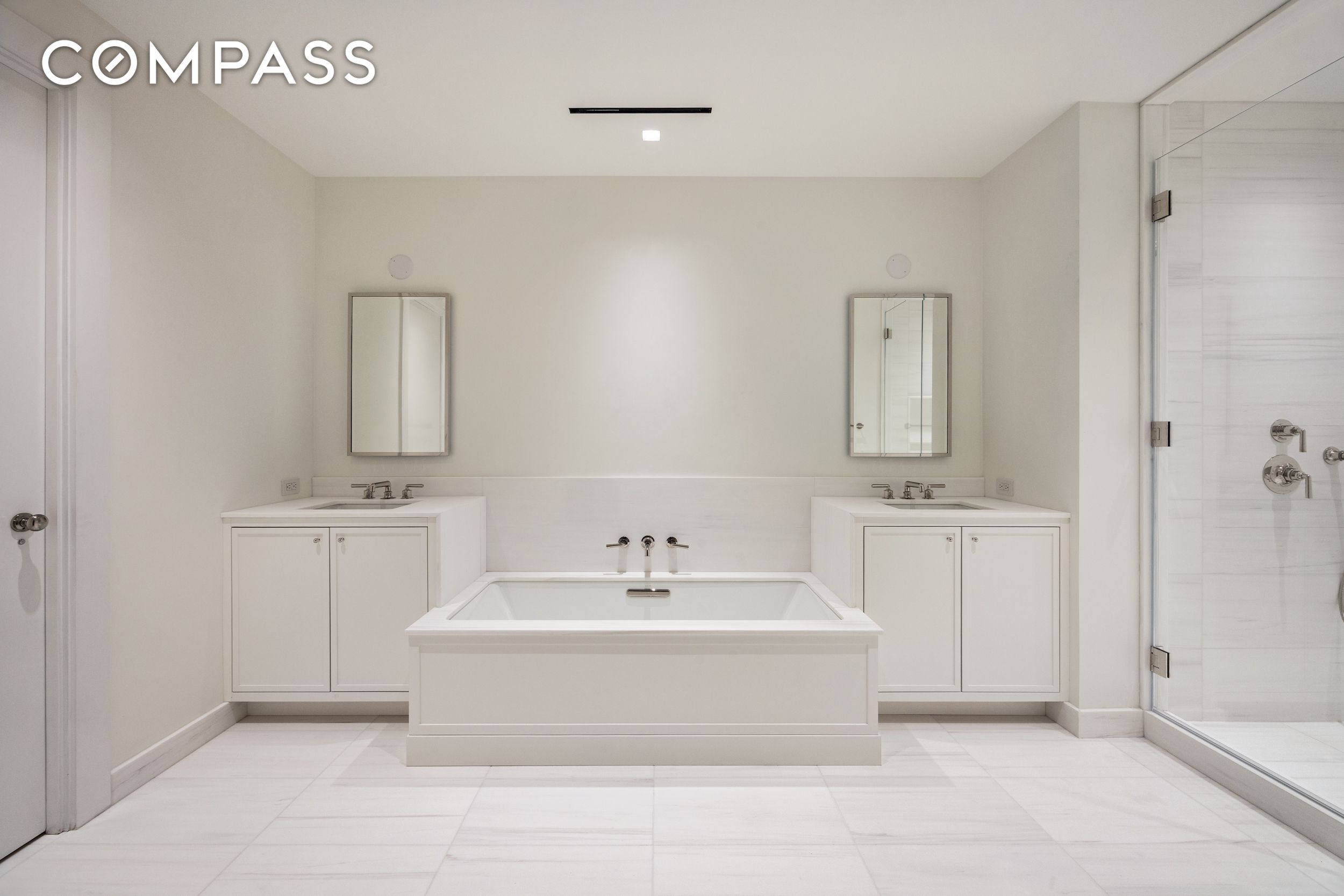 #15 photo, 243 W Broadway, Tribeca , NY 10013