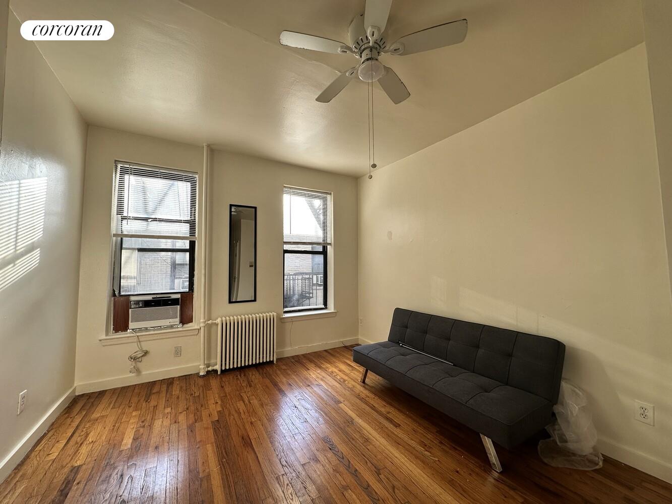 #2 photo, 444 W 49TH Street, Hell's Kitchen , NY 10019