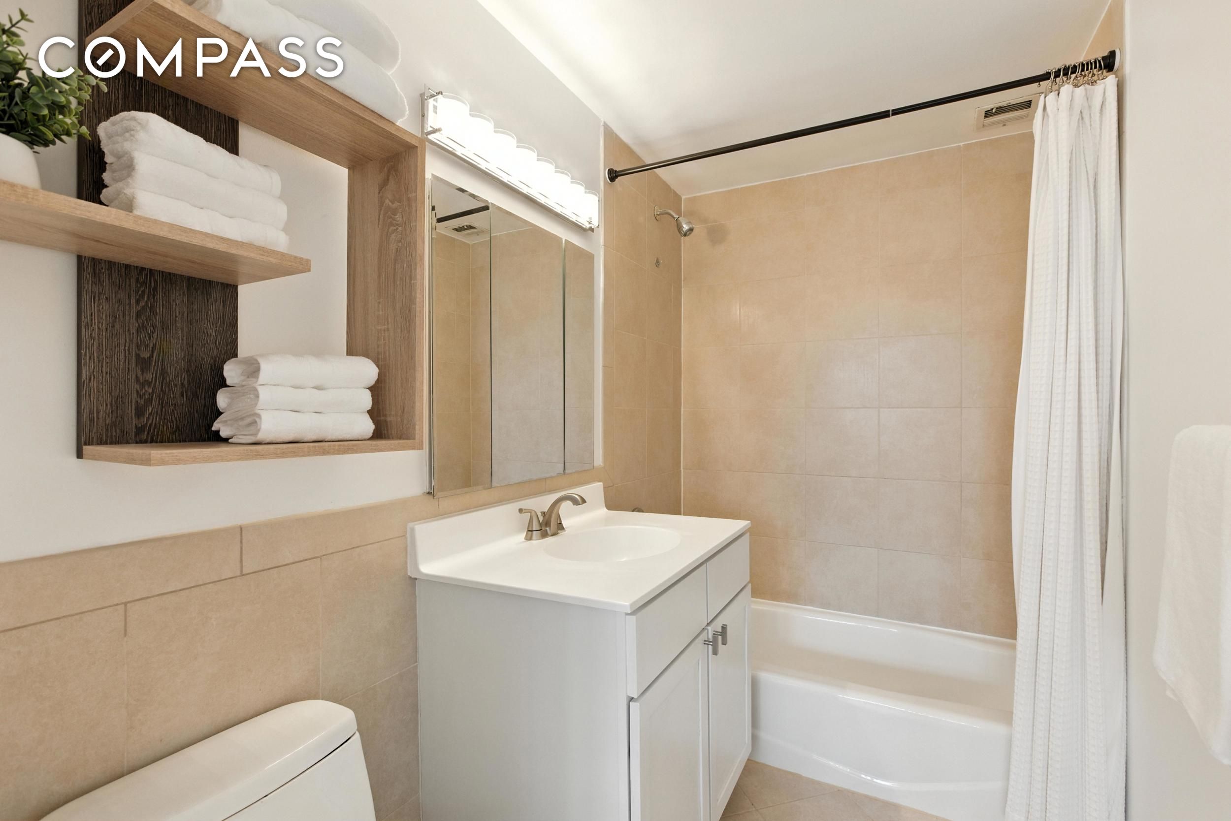 #6 photo, 1787 Madison Avenue, Harlem , NY 10035