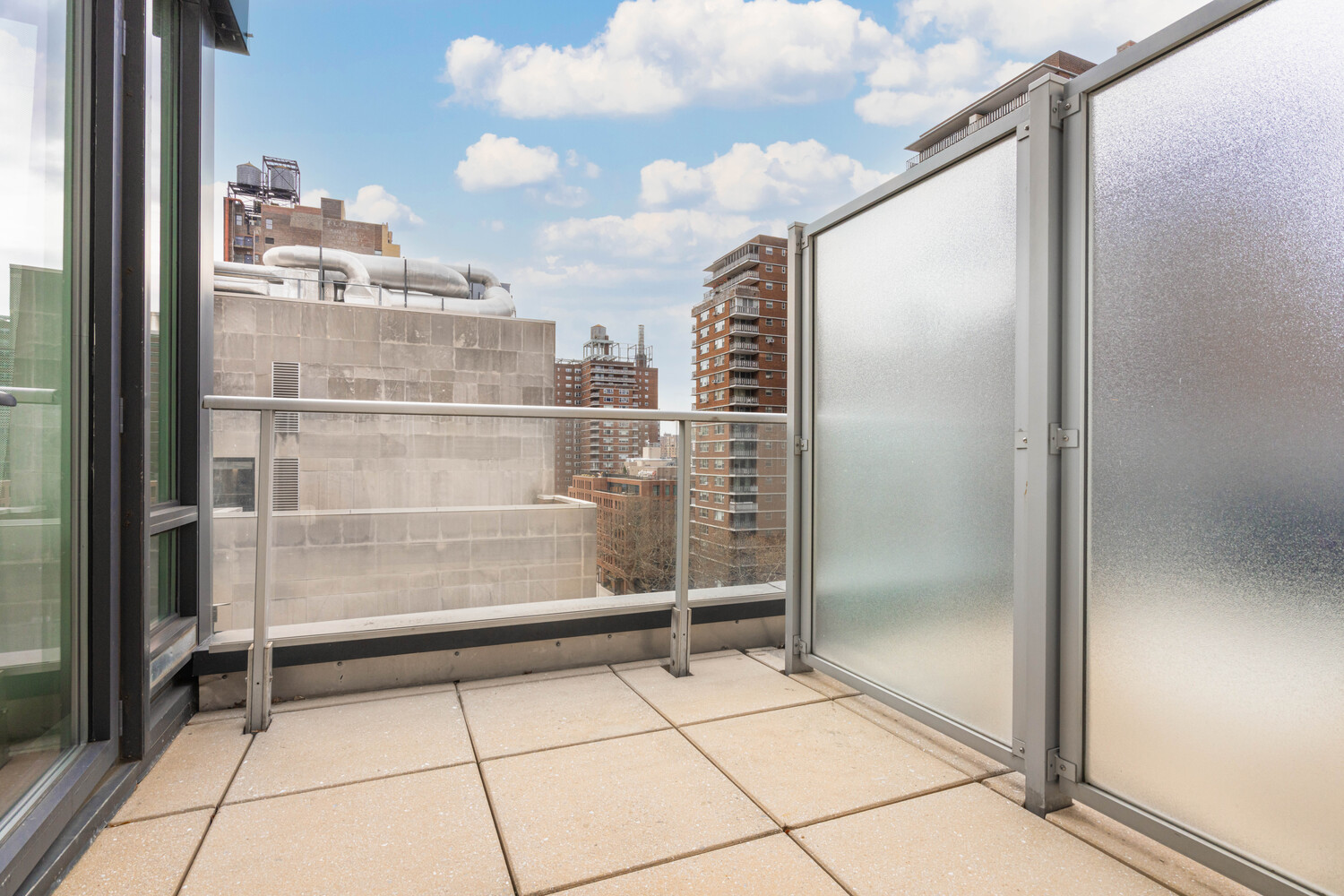 #8 photo, 261 W 28TH Street, Chelsea , NY 10001