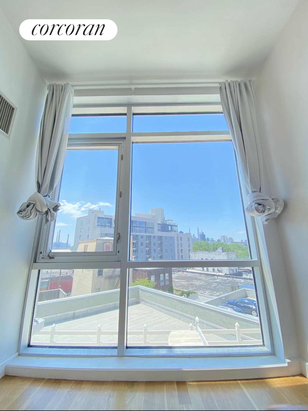 #5 photo, Astoria, קווינס Astoria , NY 11106