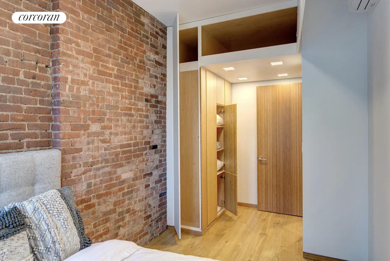 #12 photo, 103 W 122ND Street, South Harlem , NY 10027